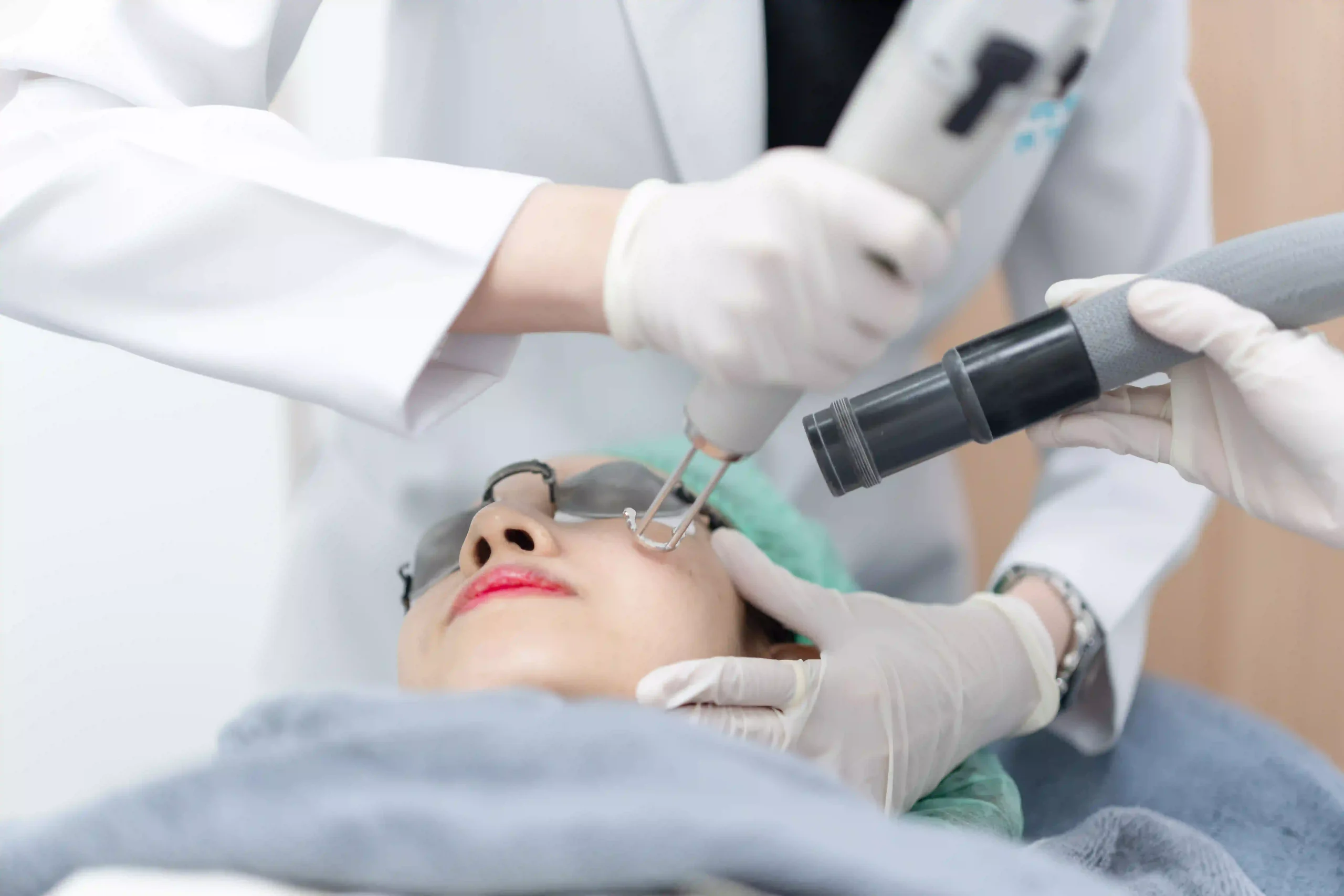 Pico Laser for Freckles, Pigmentation & Scars